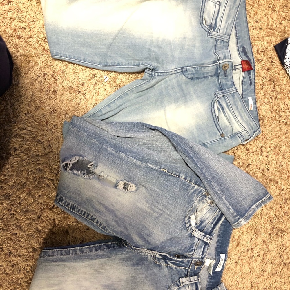 Jeans